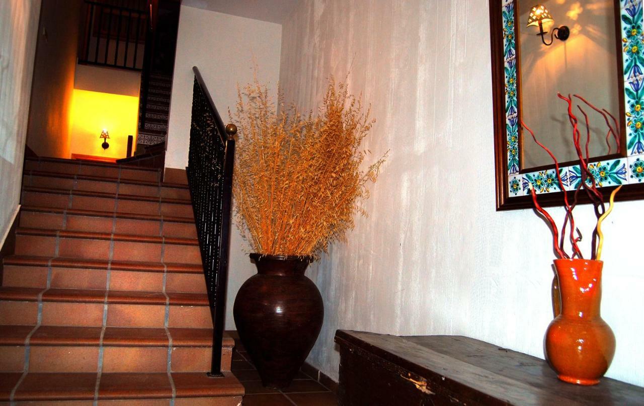 La Noguera Hotel Palomera Bagian luar foto