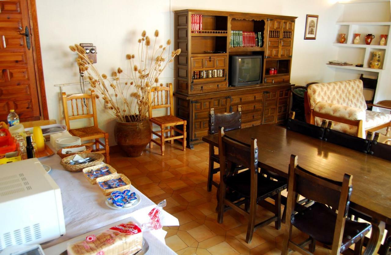 La Noguera Hotel Palomera Bagian luar foto