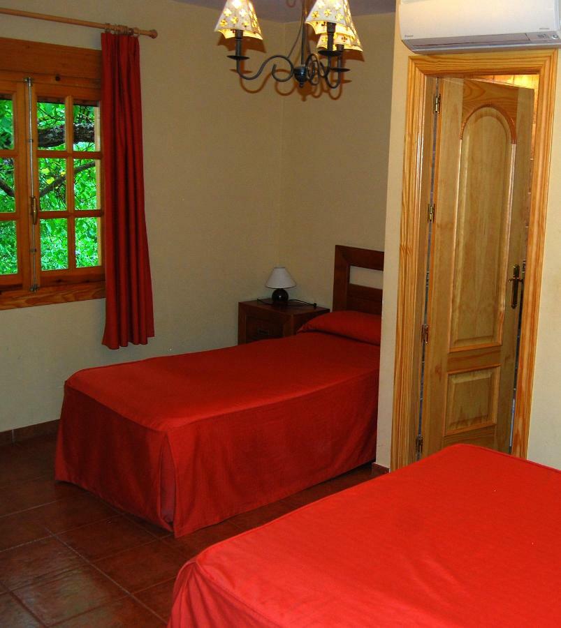 La Noguera Hotel Palomera Bagian luar foto